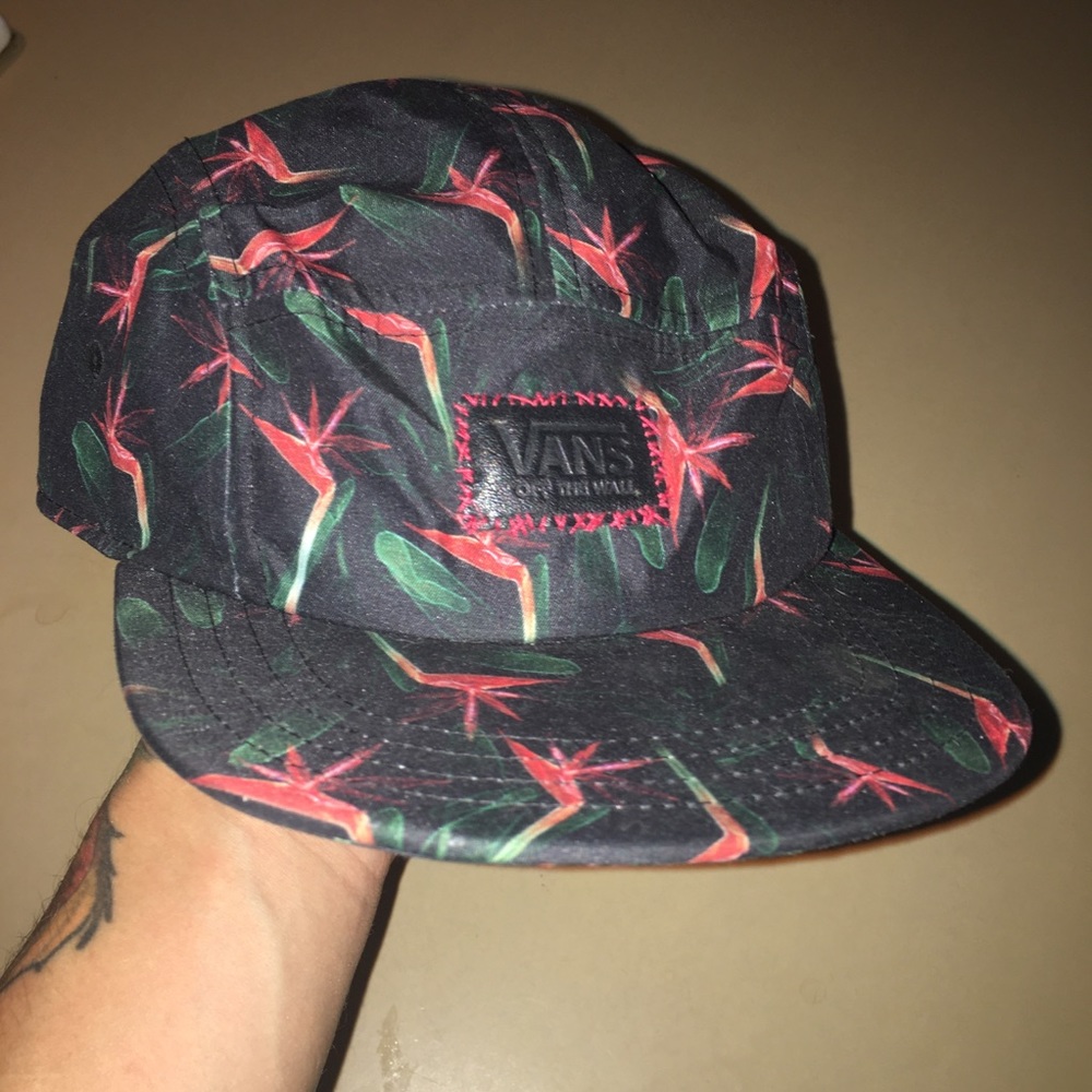🔥🔥Vans floral 5 panel hat🔥🔥